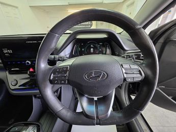 Hyundai IONIQ Premium SE