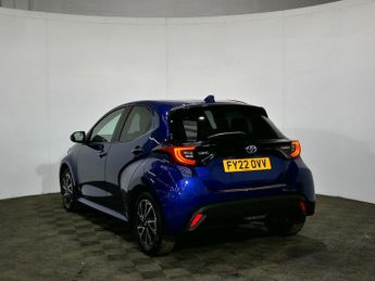 Toyota Yaris VVT-h Design