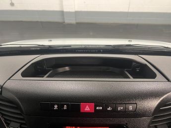 Iveco Daily D HPI 14V 35S 3450 2.3 2dr Luton Automatic Diesel