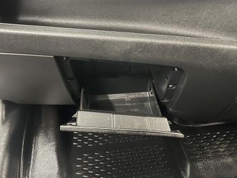 Iveco Daily D HPI 14V 35S 3450 2.3 2dr Luton Automatic Diesel