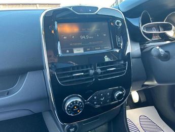 Renault Clio 0.9 TCe Dynamique S MediaNav Euro 5 (s/s) 5dr