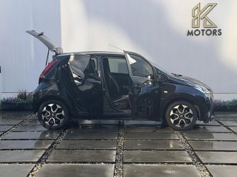 Toyota AYGO 1.0 VVT-i x-trend Hatchback 5dr Petrol x-shift Euro 6 (Safety Se