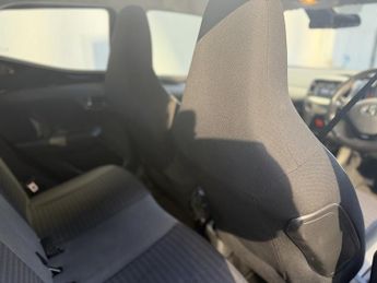 Toyota AYGO 1.0 VVT-i x-trend Hatchback 5dr Petrol x-shift Euro 6 (Safety Se