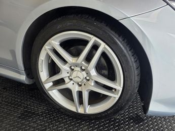 Mercedes-Benz E Class E220d BlueTEC AMG Line Coupe 2.1 Automatic Diesel