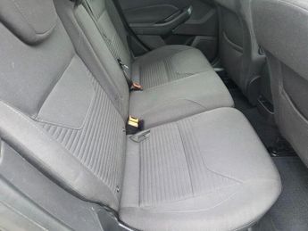 FORD FOCUS 1.0T EcoBoost Titanium Hatchback 5dr Petrol Auto Euro 6 (s/s) (1