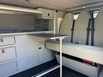 Volkswagen Transporter T6 T30 150 DSG SWB