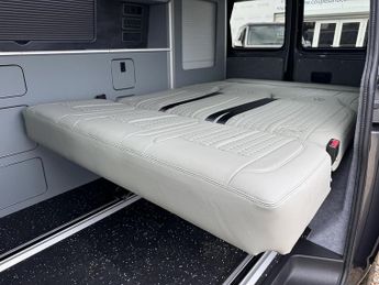 Volkswagen Transporter T6 T30 150 DSG SWB