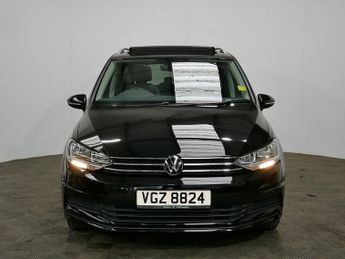 Volkswagen Touran TSI EVO SE Family