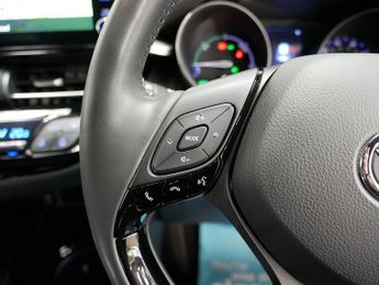 Toyota C-HR VVT-h Excel