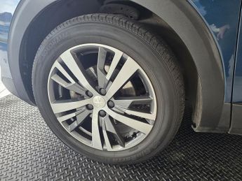 Peugeot 3008 1.5 BlueHDi Allure SUV 5dr Diesel EAT Euro 6 (s/s) (130 ps)