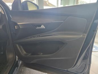 Peugeot 3008 1.5 BlueHDi Allure SUV 5dr Diesel EAT Euro 6 (s/s) (130 ps)