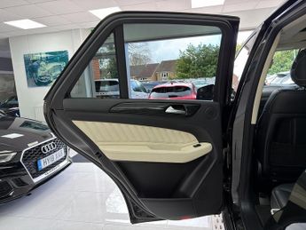 Mercedes-Benz GLE GLE350d V6 AMG Line