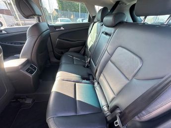 Hyundai TUCSON CRDi Premium SE