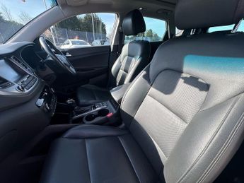 Hyundai TUCSON CRDi Premium SE