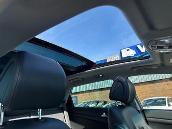 Hyundai TUCSON CRDi Premium SE