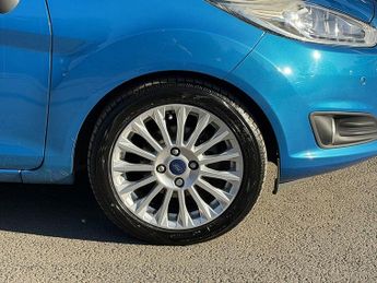 Ford Fiesta 1.0T EcoBoost Titanium Hatchback 5dr Petrol Powershift Euro 5 (1