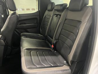 Volkswagen Amarok 3.0 TDI V6 Aventura Pickup Double Cab 4dr Diesel Auto 4Motion Eu