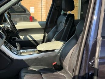 Land Rover Range Rover Sport SD V6 HSE