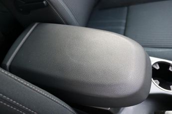 Ford C-Max T EcoBoost Titanium