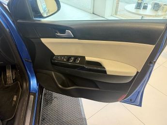 Kia Sportage 1.6 T-GDi GT-Line SUV 5dr Petrol DCT AWD Euro 6 (s/s) (174 bhp)