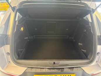 Vauxhall Grandland X 1.2 Turbo Elite Nav SUV 5dr Petrol Auto 8Spd Euro 6 (s/s) (130 p