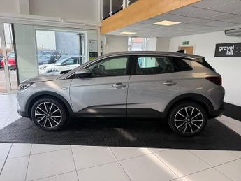 Vauxhall Grandland X 1.2 Turbo Elite Nav SUV 5dr Petrol Auto 8Spd Euro 6 (s/s) (130 p