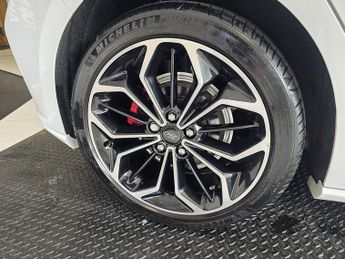 Ford Focus 1.0T EcoBoost ST-Line X Hatchback 5dr Petrol Auto Euro 6 (s/s) (