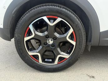 Vauxhall Mokka Electric 50kWh SRi Premium SUV 5dr Electric Auto (136 ps)