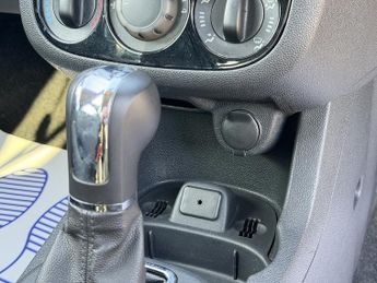 Vauxhall Corsa 1.4 16V SXi Hatchback 5dr Petrol Auto Euro 5 (A/C) (100 ps)