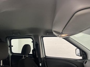 Fiat Doblo 1.6 MultiJetII Maxi Tecnico Combi Van Double Cab 6dr Diesel Manu