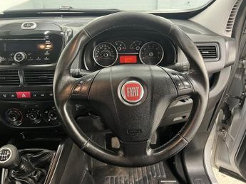 Fiat Doblo 1.6 MultiJetII Maxi Tecnico Combi Van Double Cab 6dr Diesel Manu