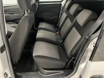 Fiat Doblo 1.6 MultiJetII Maxi Tecnico Combi Van Double Cab 6dr Diesel Manu