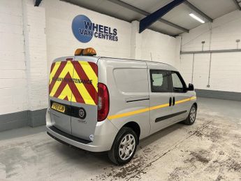 Fiat Doblo 1.6 MultiJetII Maxi Tecnico Combi Van Double Cab 6dr Diesel Manu