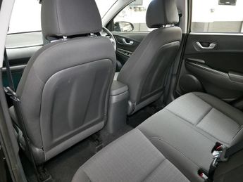 Hyundai KONA T-GDi MHEV SE Connect
