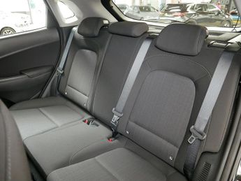 Hyundai KONA T-GDi MHEV SE Connect