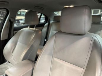 Jaguar XF d Premium Luxury