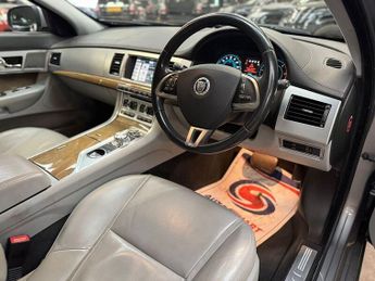 Jaguar XF d Premium Luxury