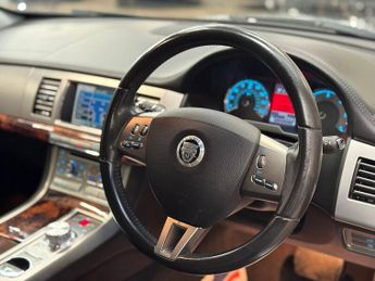Jaguar XF d V6 Premium Luxury