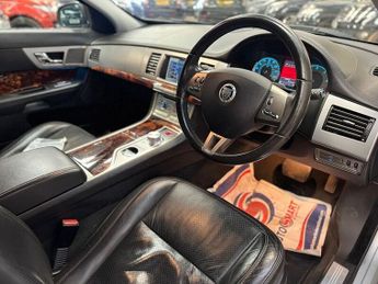 Jaguar XF d V6 Premium Luxury