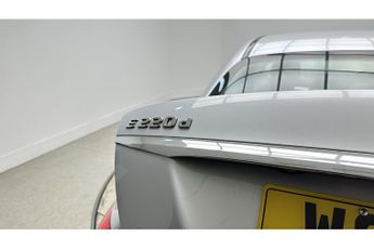 Mercedes-Benz E Class E220d SE