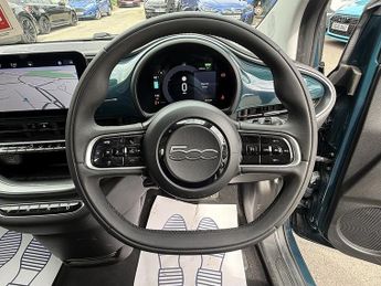 Fiat 500e 42kWh Hatchback 3dr Electric Auto (118 ps)