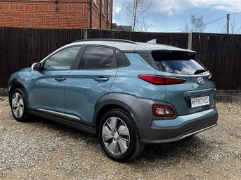 Hyundai KONA Premium SE