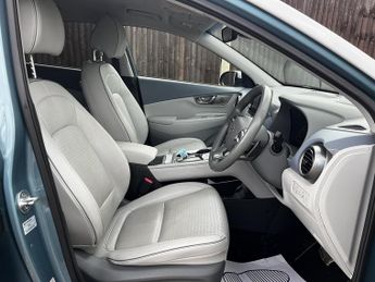 Hyundai KONA Premium SE