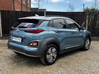 Hyundai KONA Premium SE