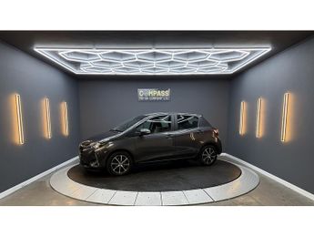 Toyota Yaris 1.5 VVT-i Icon Tech Hatchback 5dr Petrol CVT Euro 6 (111 ps)