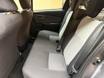 Toyota Yaris VVT-i Icon Tech