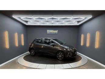 Toyota Yaris 1.5 VVT-i Icon Tech Hatchback 5dr Petrol CVT Euro 6 (111 ps)