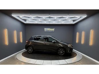 Toyota Yaris 1.5 VVT-i Icon Tech Hatchback 5dr Petrol CVT Euro 6 (111 ps)