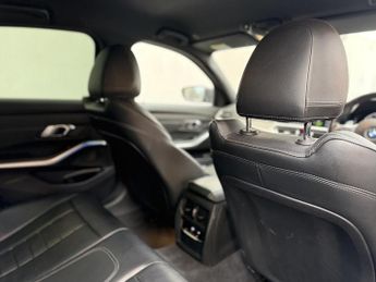 BMW 3 Series 2.0 330e 12kWh M Sport Saloon 4dr Petrol Plug-in Hybrid Auto Eur