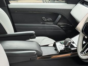 Land Rover Range Rover Sport D350 MHEV Autobiography